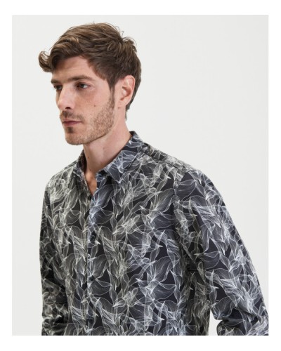 Floral printed Slim fit shirt